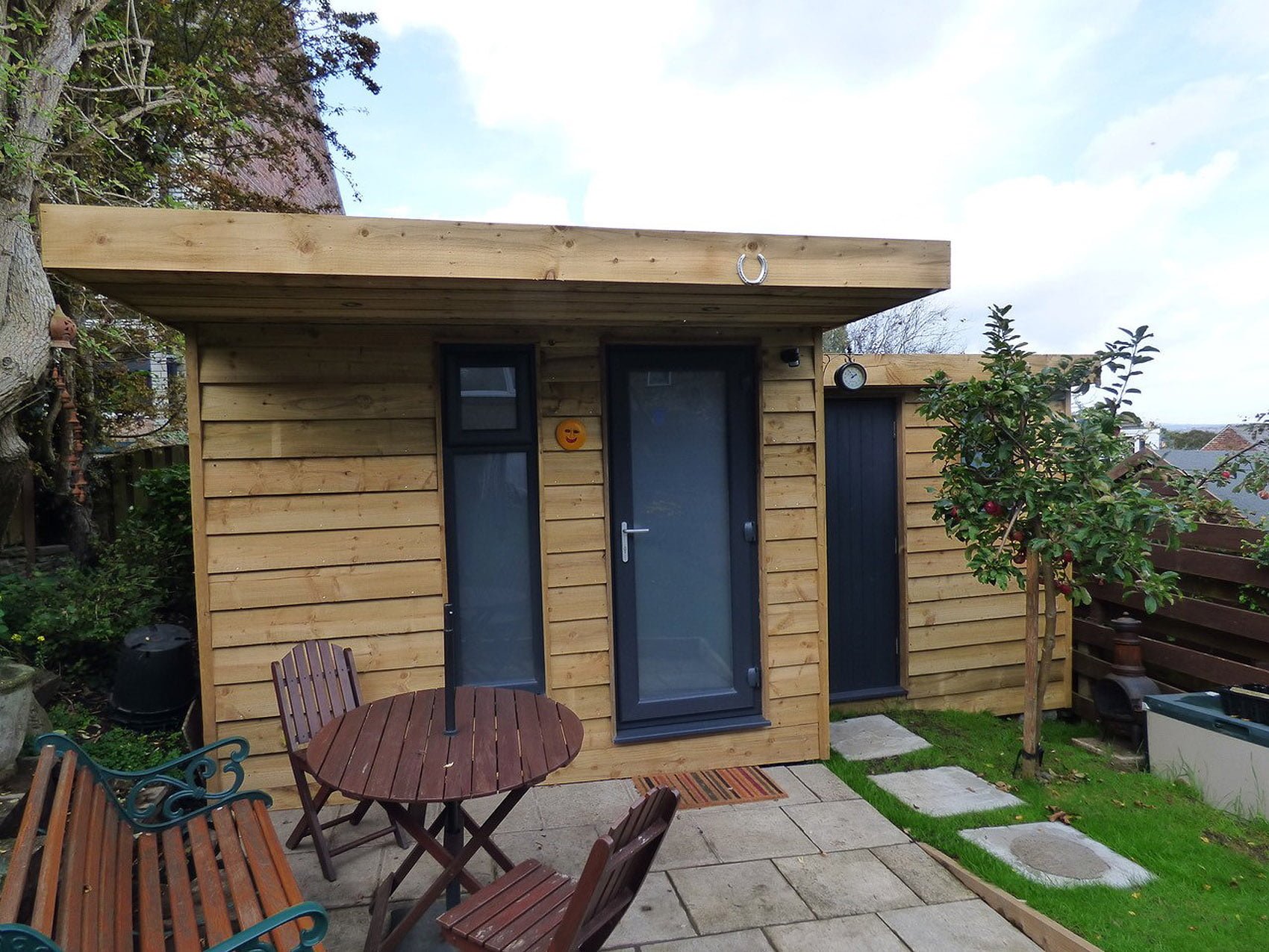 Garden room in small city garden