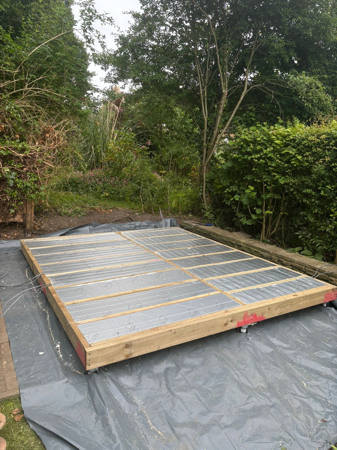 Insulation and ring main